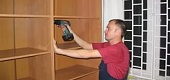 Муж на час в Санкт-Петербурге отремонтирует мебель